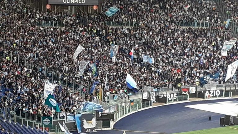 Marsiglia-Lazio, niente tifosi in Francia perché “violenti e fascisti”.